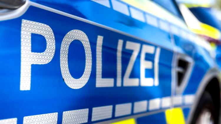 Polizei stoppt Flucht, entdeckt Drogen.